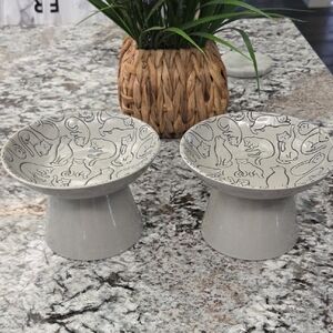 Gray Ceramic Pet Bowls with Cat Design